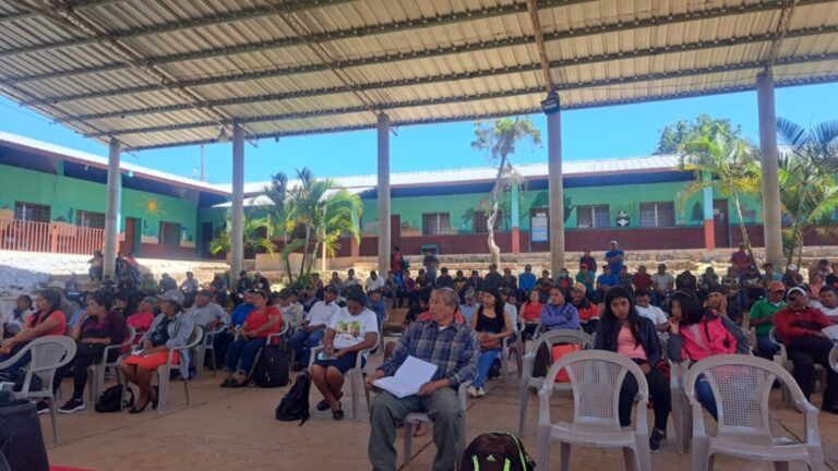 INA atendió más de 100 miembros de las comunidades indígenas del municipio de Opatoro departamento de L a Paz